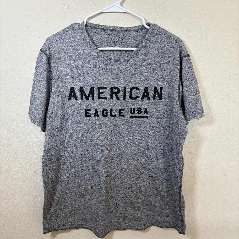 American Eagle Gray Men Crew Neck short sleeves T-shirt size L Embroidered Retro